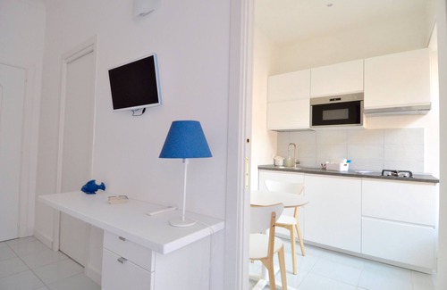 Minori Apartment | IRIS - Master Bedroom indipendent access