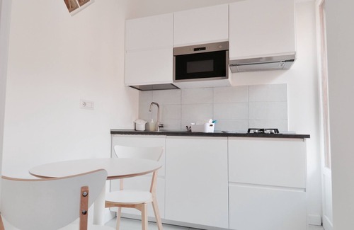 Minori Apartment | IRIS - Master Bedroom indipendent access