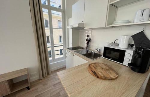 Centre Ancien Apartment | Iris YourHostHelper