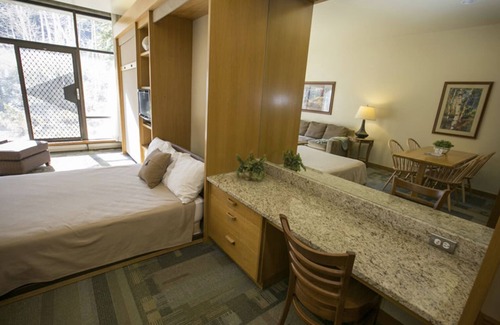 Salt Lake Mountain Resorts Cabin | Iron Blosam Lodge, Steps to the Mountain! Snowbird Utah. Available 11/29-12/6/25