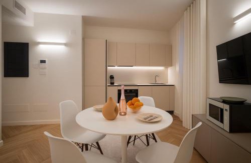 Iseo Apartment | ISEO LAKE - Free Wi-Fi and Private Parking Included
