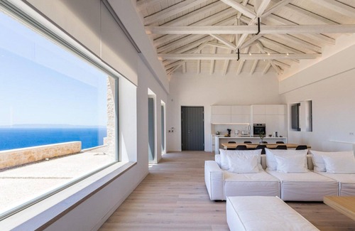 Kardamyli Villa | ISholidays Kardamyli Villa Nupadi, Vistas al mar