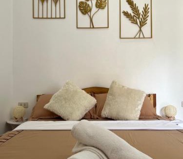 San Juan House | Isla Cove Guest House