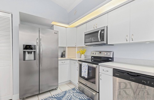 Whitney Beach House | Island Escape with Private Dock & Jacuzzi–Welcome to Casa del Mar Home by RVA