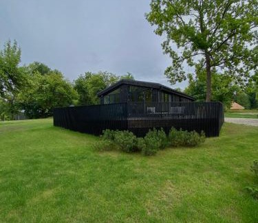 Moletai District Municipality House | Island House atostogų namai