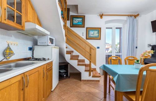 Cres Apartment | Island Life at Cres - Lungomare Joyce