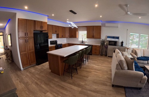Cole Bay Condo | Island Life, Spacious Ocean-side Living - 2 or 3 Bedroom condo in Pelican Key