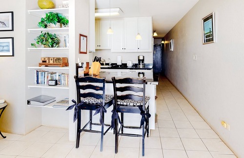 Maalaea Condo | Island Sands Resort Condo w/Free WiFi, Ocean View-Near Everything