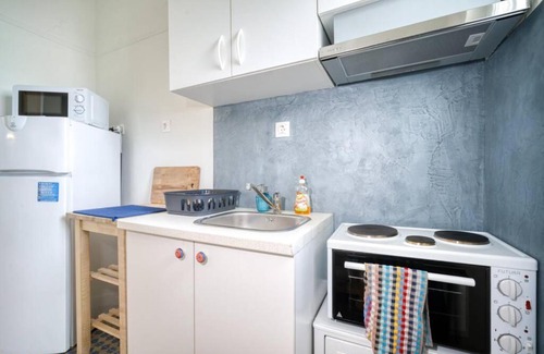 Kerameikos Apartment | Island-style studio apartment in historic Athens