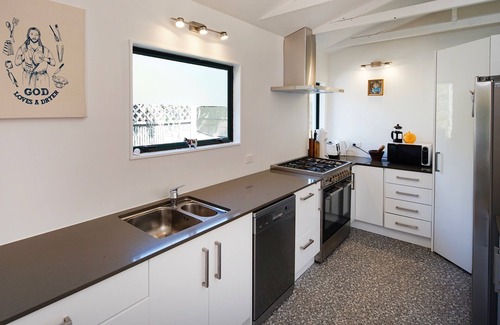 Onetangi Cottage | Island Time - Onetangi Holiday Home