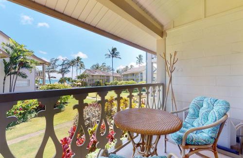 Wailua Hotel | Islander on the Beach 211