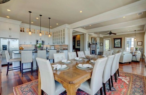 Isle of Palms House | 'Isle be Back' 5 57th Ave- Great Ocean Views, private pool, elevator