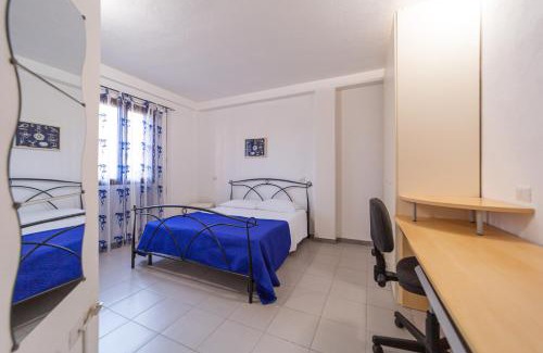 La Maddalena House | Isola Che Non C'é Trilocale Casa Vacanze 80 mq con Terrazza La Maddalena Sardegna
