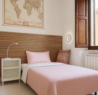 Chinatown Apartment | Isola di Chinatown Bilocale nel cuore di Milano, comfort e stile autentico con 3 letti