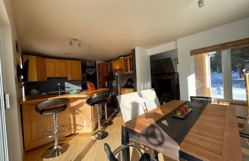 Saint-Brigitte-de-Laval House | Isolated house with view on the mountains