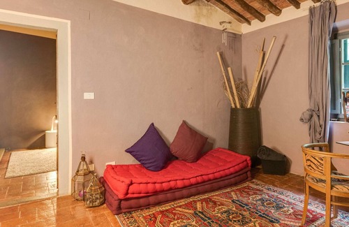 San Giuliano Terme Villa | Lovely Villa in Molina di Quosa with Private Swimming Pool