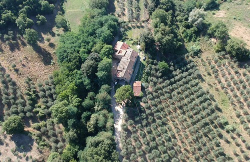 Figline e Incisa Valdarno House | SCOIATTOLI - Agriturism Fattoria Celle Villa Massi