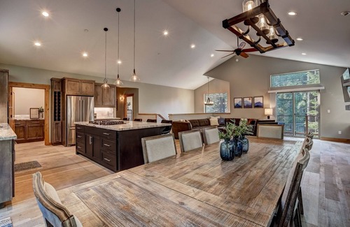 Tahoe Paradise House | It's a Sierra State of Mind - Family Fun!