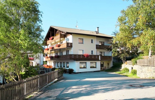 St. Valentin auf der Haide Apartment | 400 m² Apartment ∙ 16 bedrooms ∙ 32 guests