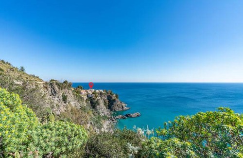 Santa Maria del Mare Torrazzo House | 5 bedroom accommodation in Stalettì