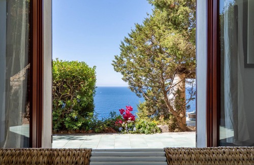 Torre delle Stelle Villa | ClickSardegna Villa Gemma with infinity pool facing the sea