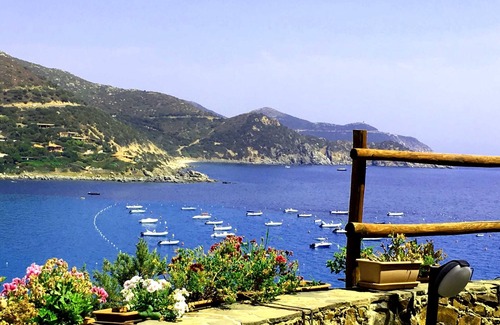 Torre delle Stelle Villa | Large villa with sea view, close to the beach, quiet, air conditioning, WiFi, 10 pers.