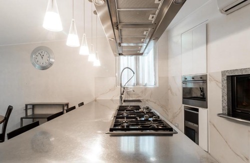 Borgogna Apartment | Italianway - Durini 23