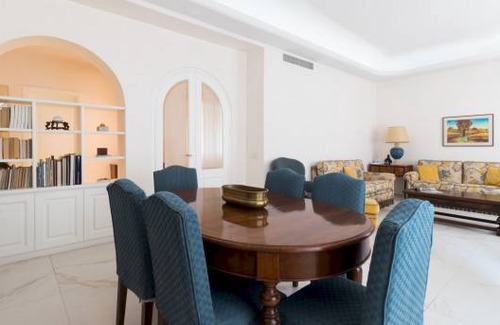 Borgogna Apartment | Italianway - Durini 23