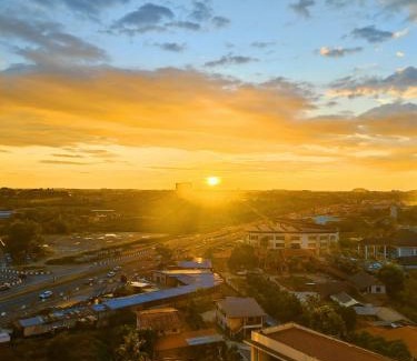 Penampang Apartment | ITCC Manhattan Suites Sunset View Infini Stay