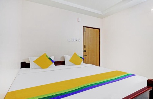 Tirupati Hotel | Itsy By Treebo - Vardhan Stay Inn