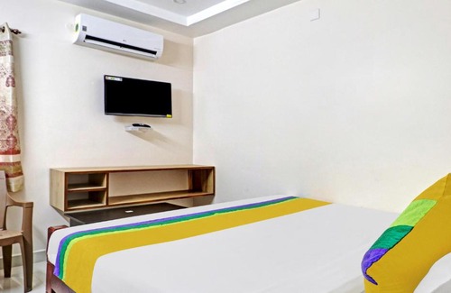 Tirupati Hotel | Itsy By Treebo - Vardhan Stay Inn