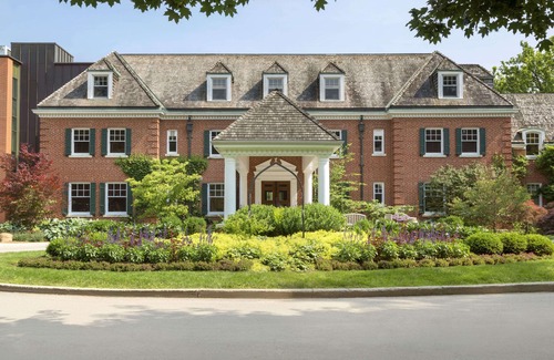 London Hotel | Ivey Spencer Leadership Centre