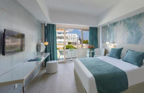 Geroskipou Hotel | Ivi Mare - Designed for Adults by Louis Hotels