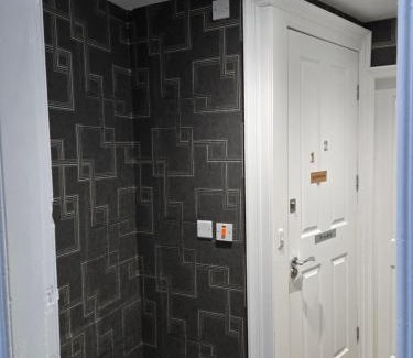 Tollcross House | IVY House
