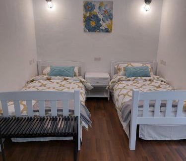 Tower Road Apartment | Ivy Rooms