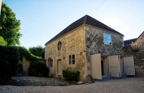 Claverton House | Ivythorpe Coach House