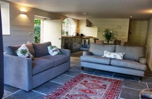 Claverton House | Ivythorpe Coach House