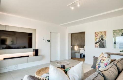 Camps Bay Apartment | J Anelio Coastal Sandy Shores