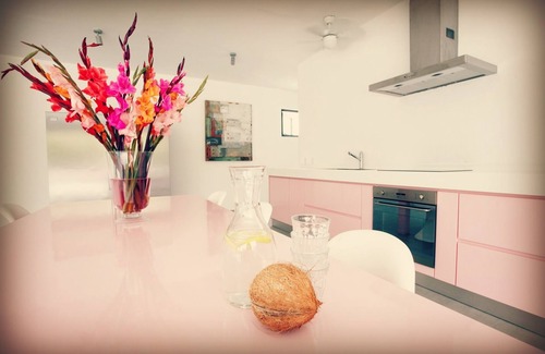 Willemstad Villa | J E T S E T giant stylish Villa at Spanish Water Bay 11 BDR, 24/7 security, gym
