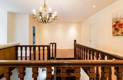 Santo Domingo House | J V BIG FAMILY HOME 4BR 5T&B in Quezon City !