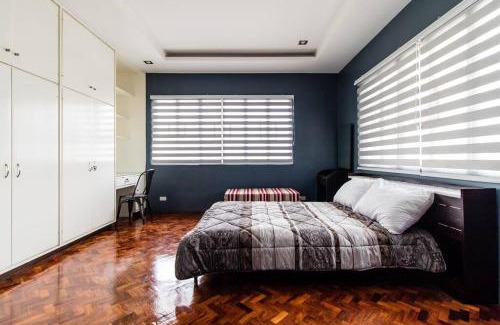Santo Domingo House | J V BIG FAMILY HOME 4BR 5T&B in Quezon City !