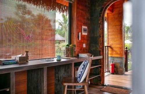 Ba Vi Hotel | Jacaranda Valley