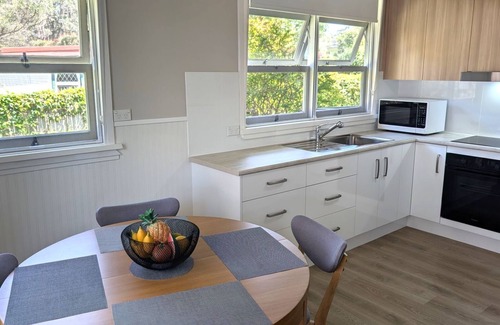 Huskisson House | Jack's Beach Shack by Experience Jervis Bay