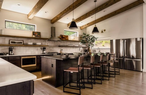 Chalet Village North Apartment | Jackpot