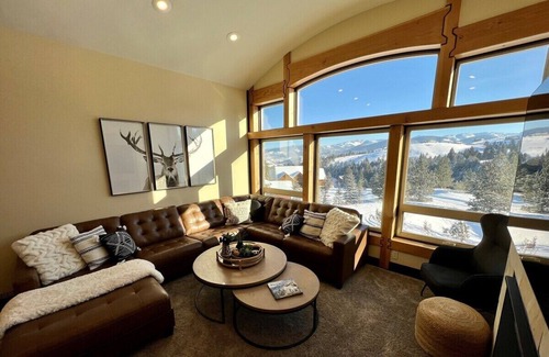 Helena House | Jackson Creek - Mountain Home
