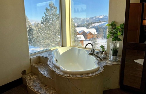 Helena House | Jackson Creek - Mountain Home
