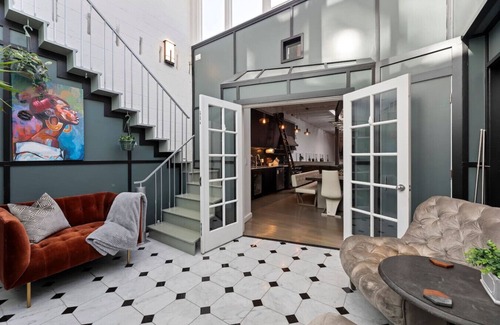 Downtown Omaha Apartment | Jackson Rooftop Loft by the Bars