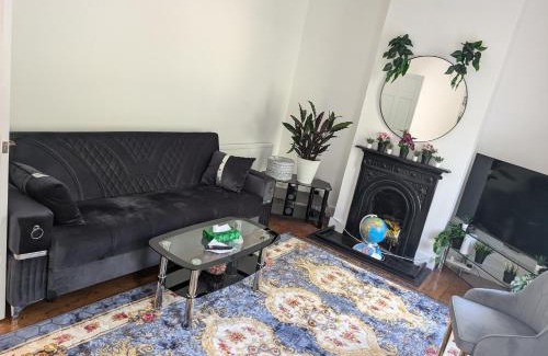 Wallington North Apartment | Jacob Lodge
