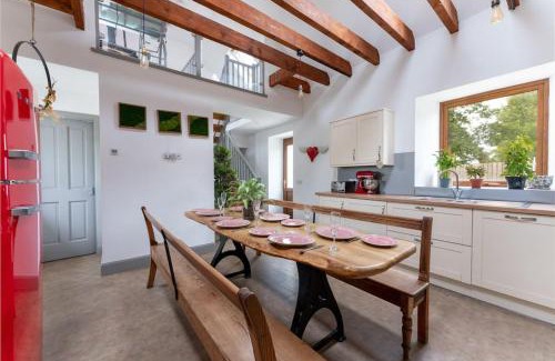 Kingussie Villa | Jacobite Lodge by The House of Danu