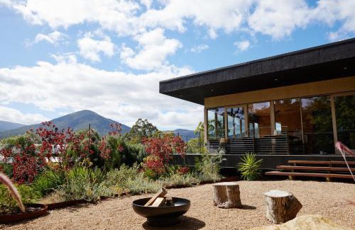 Healesville House | Jacquina - Yarra Valley
